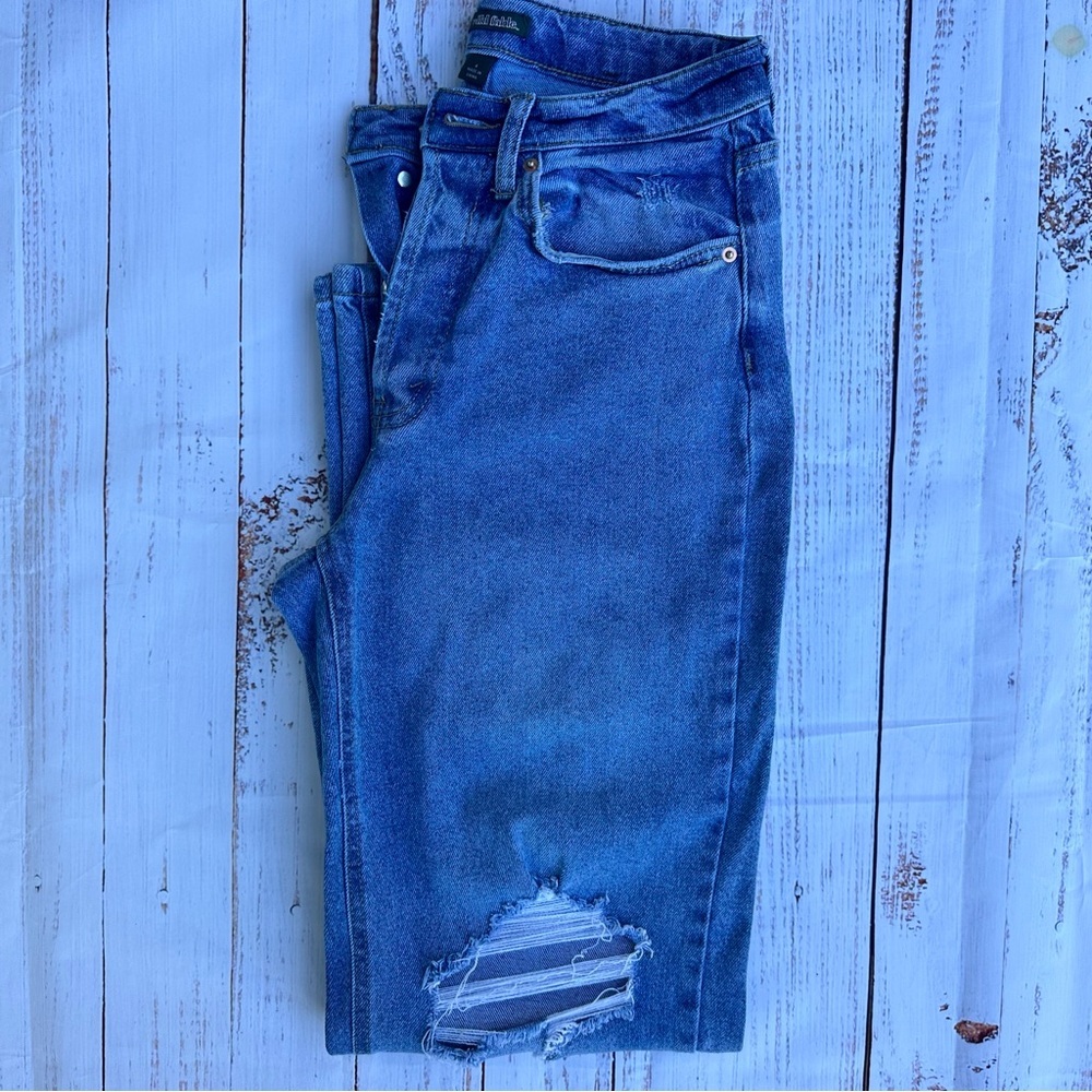 Wild Fabe Super Hi-Rise Straight Jeans